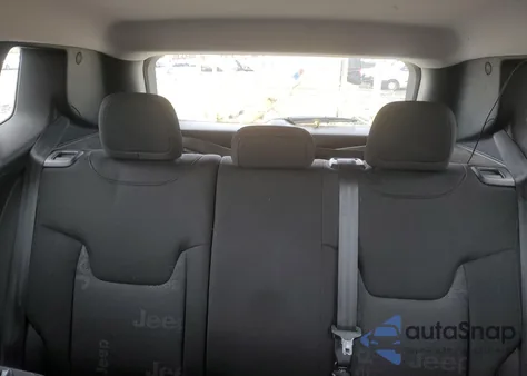 2015 Jeep Renegade Sport из США, поврежденный, VIN ZACCJBAH7FPC02427